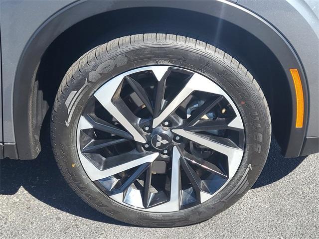 used 2024 Mitsubishi Outlander car, priced at $27,204