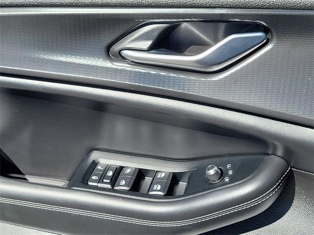 used 2023 Jeep Grand Cherokee car, priced at $28,497