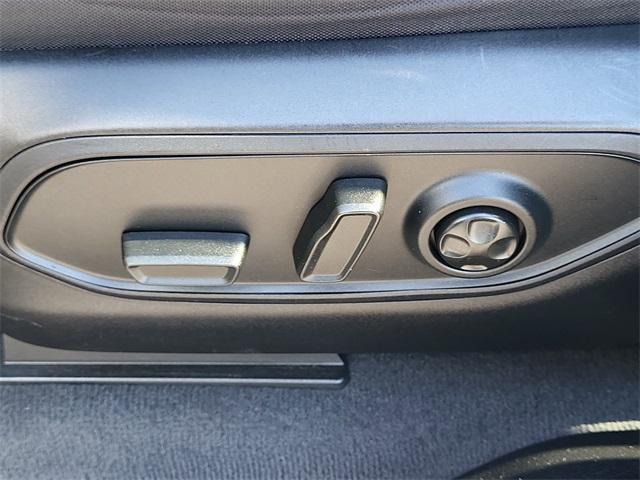 used 2023 Jeep Grand Cherokee car, priced at $28,497