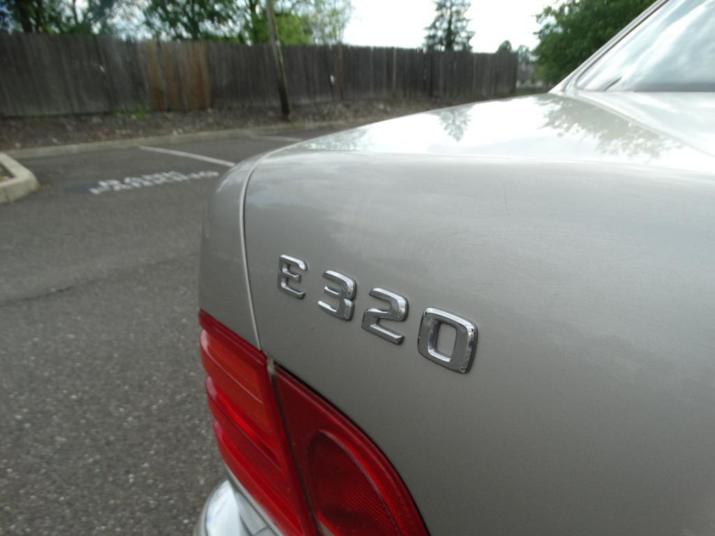 used 1998 Mercedes-Benz E-Class car, priced at $3,595
