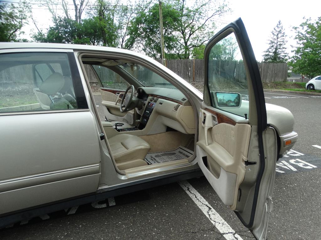used 1998 Mercedes-Benz E-Class car, priced at $3,595