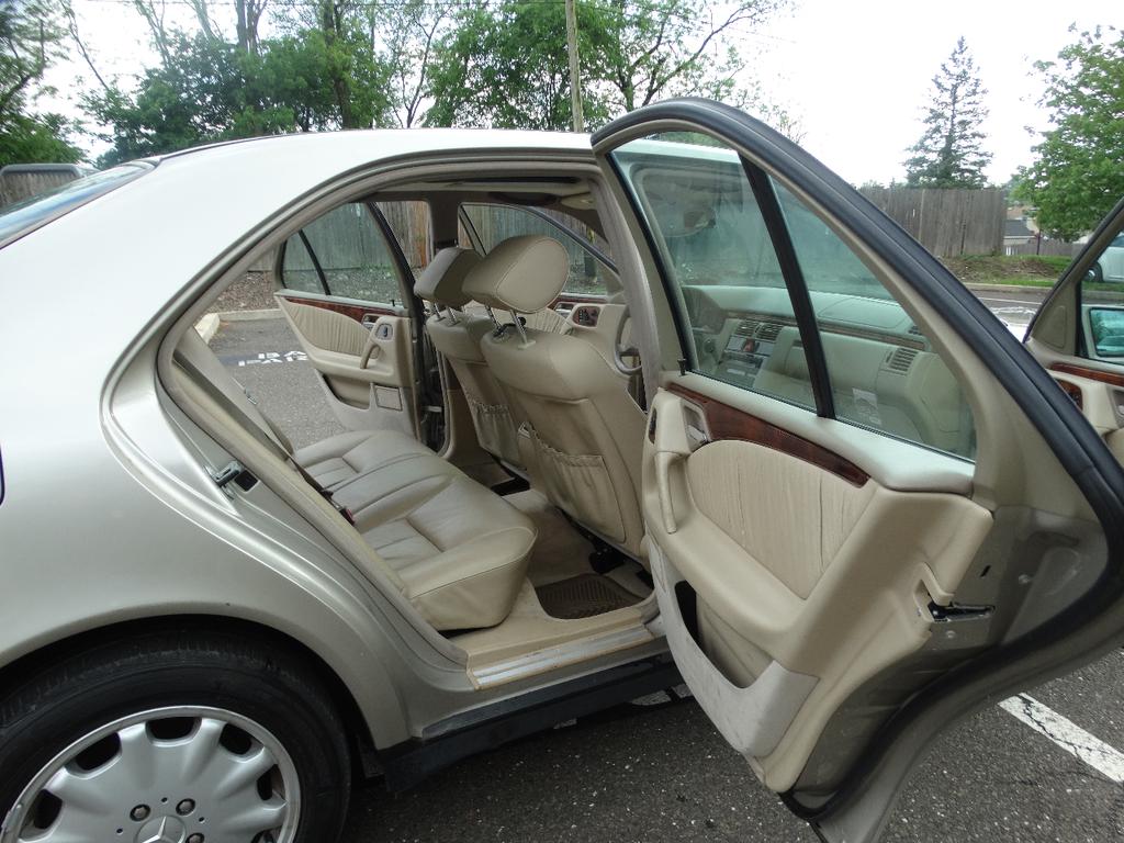 used 1998 Mercedes-Benz E-Class car, priced at $3,595