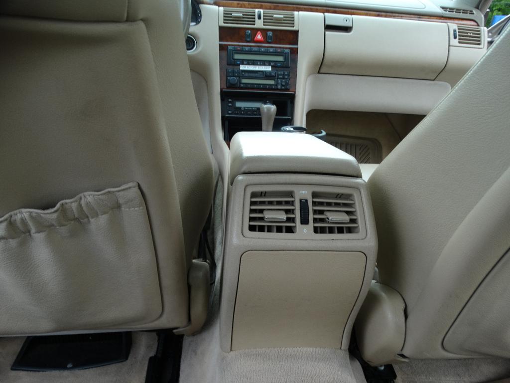 used 1998 Mercedes-Benz E-Class car, priced at $3,595