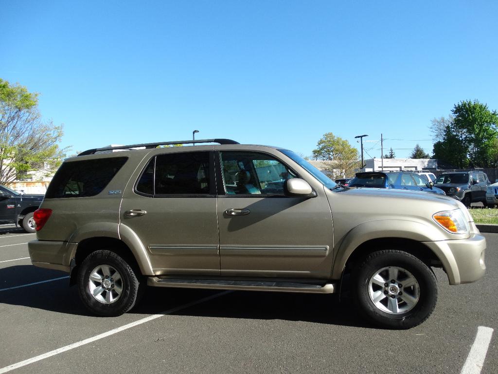 used 2006 Toyota Sequoia car, priced at $3,095