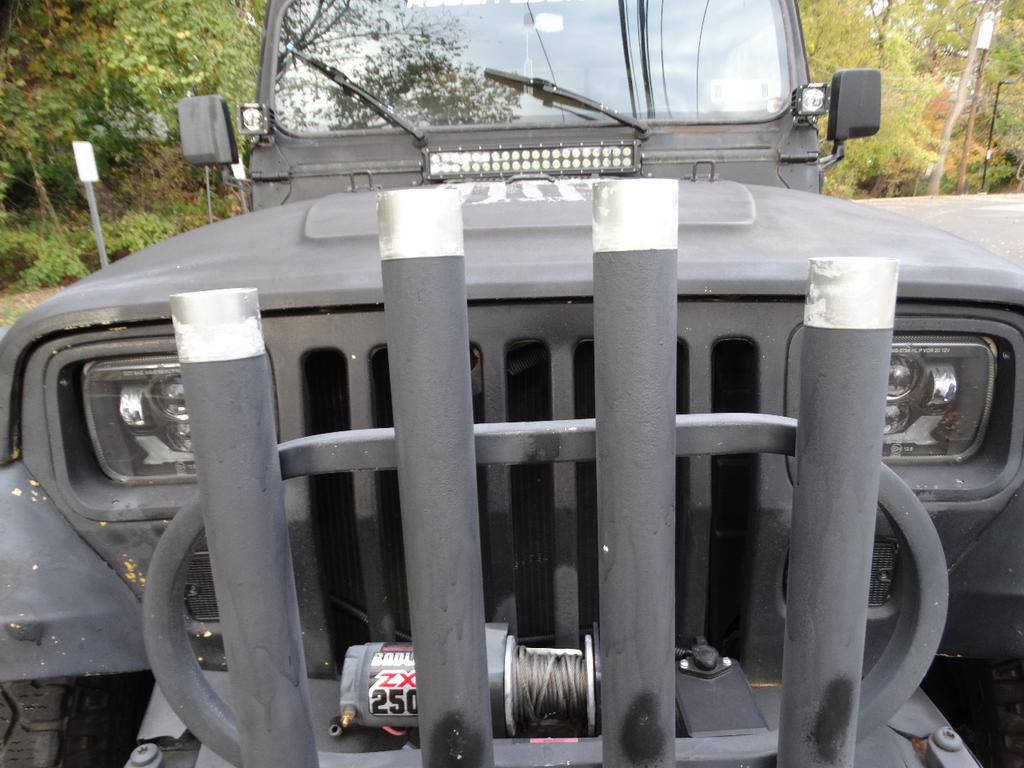 used 1992 Jeep Wrangler car, priced at $4,095