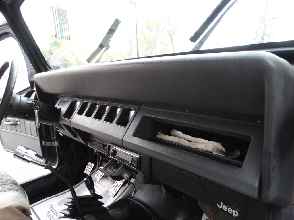 used 1992 Jeep Wrangler car, priced at $4,095
