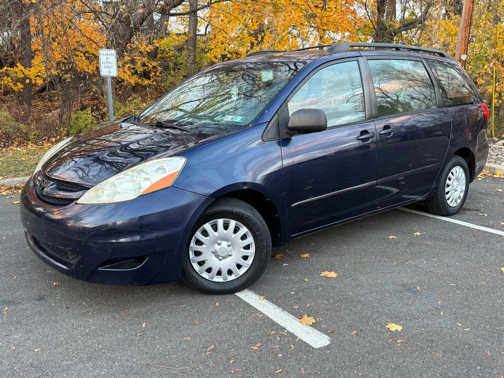 used 2006 Toyota Sienna car, priced at $4,995