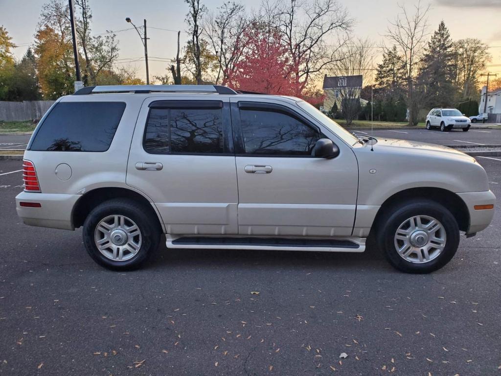used 2005 Mercury Mountaineer car, priced at $3,595