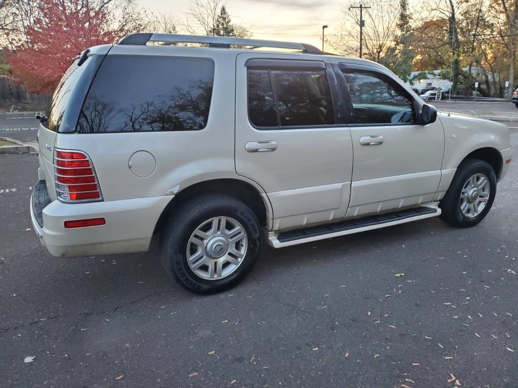 used 2005 Mercury Mountaineer car, priced at $3,595