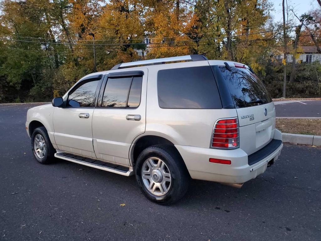 used 2005 Mercury Mountaineer car, priced at $3,595