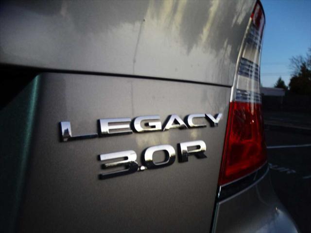 used 2009 Subaru Legacy car, priced at $3,595