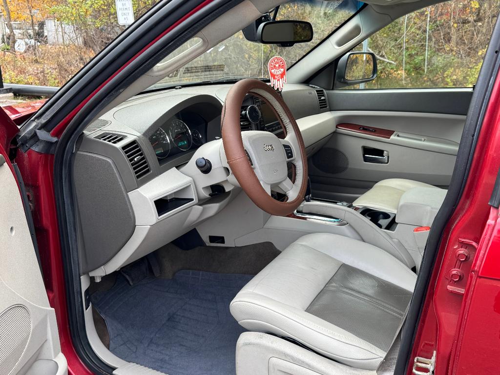 used 2006 Jeep Grand Cherokee car, priced at $3,595