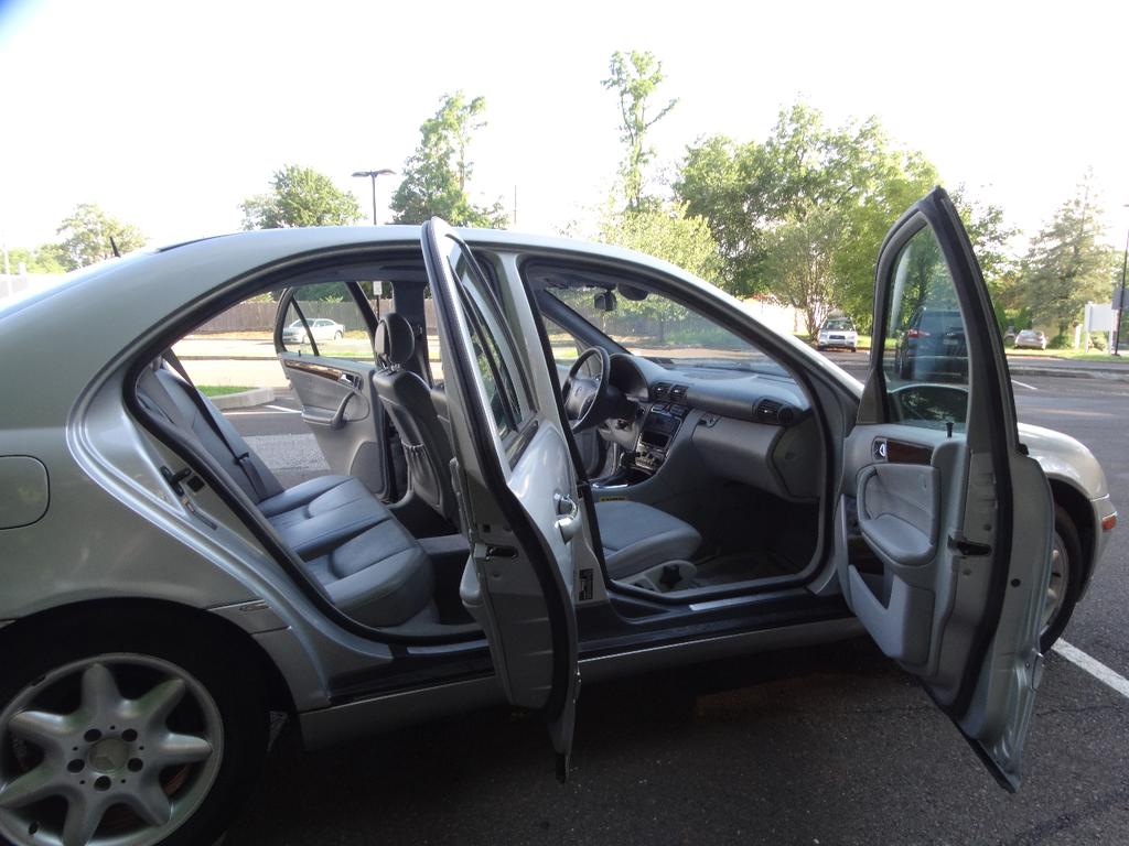 used 2001 Mercedes-Benz C-Class car, priced at $3,095