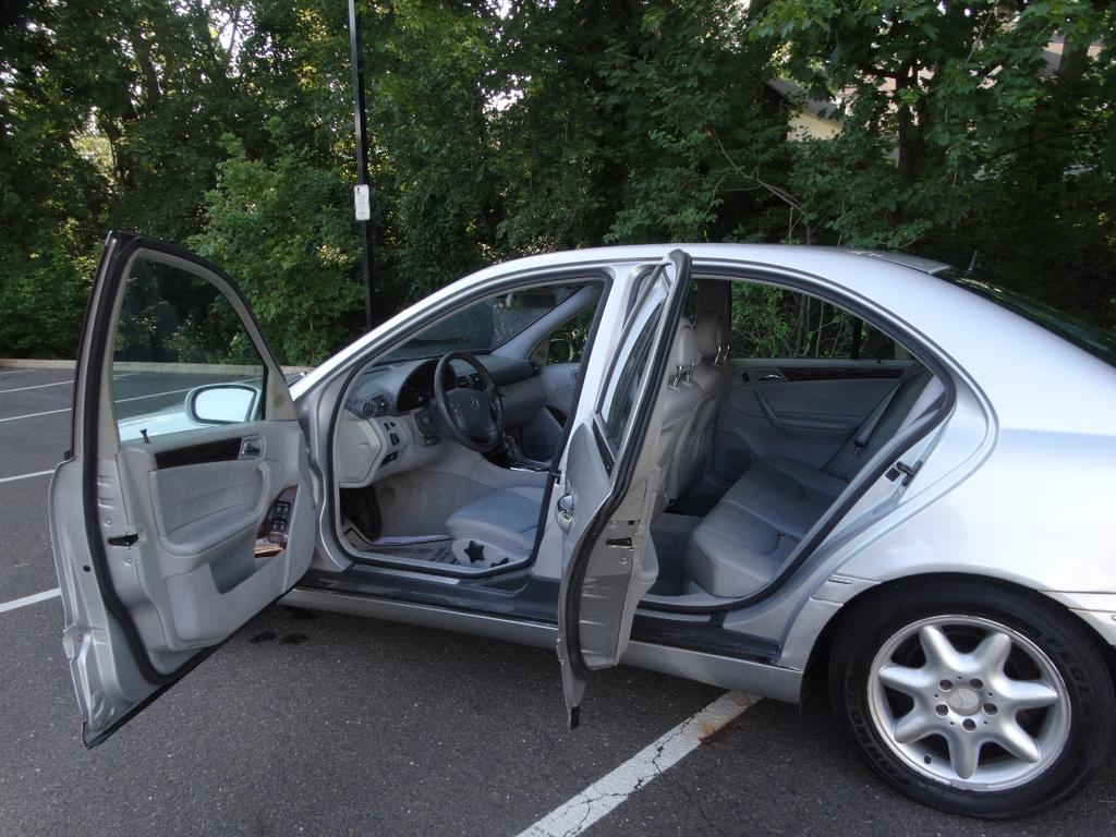 used 2001 Mercedes-Benz C-Class car, priced at $3,095