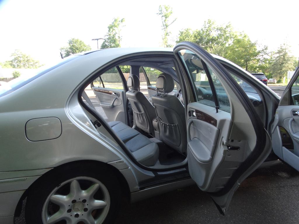 used 2001 Mercedes-Benz C-Class car, priced at $3,095