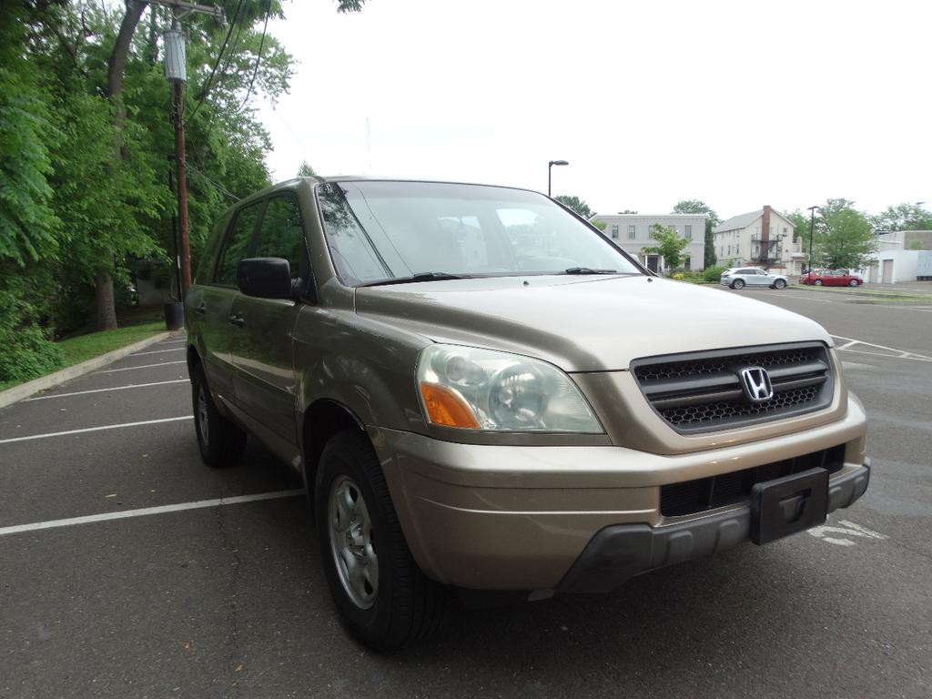 used 2004 Honda Pilot car, priced at $3,595