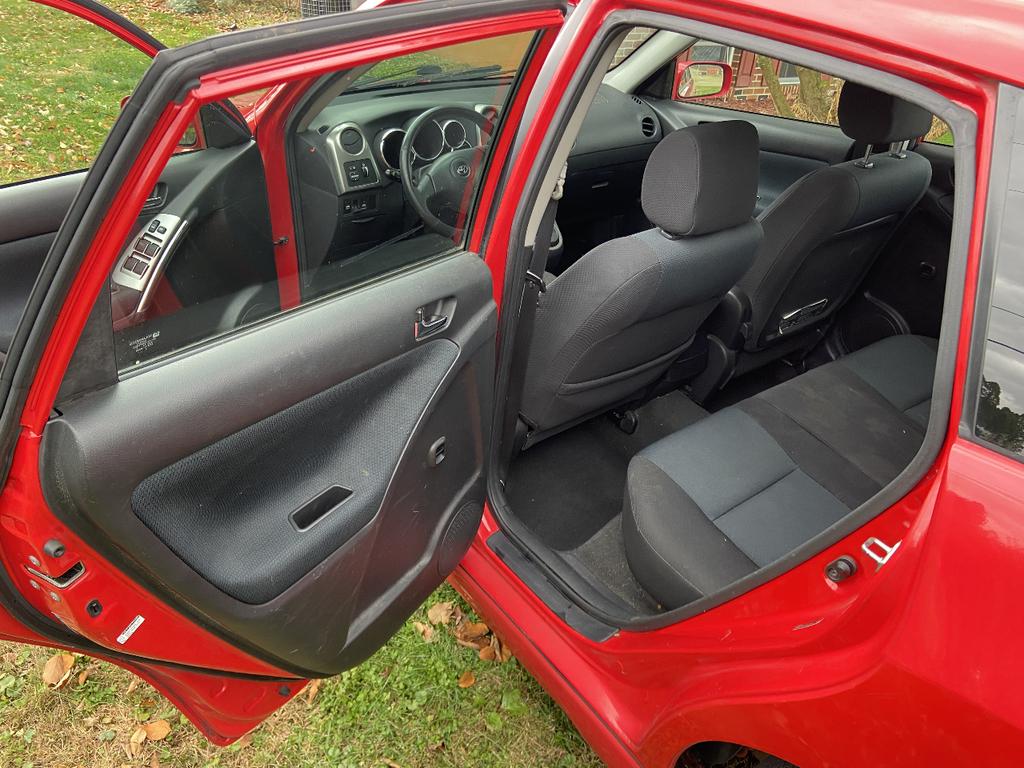 used 2007 Toyota Matrix car, priced at $2,995