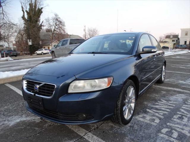 used 2009 Volvo S40 car, priced at $4,995