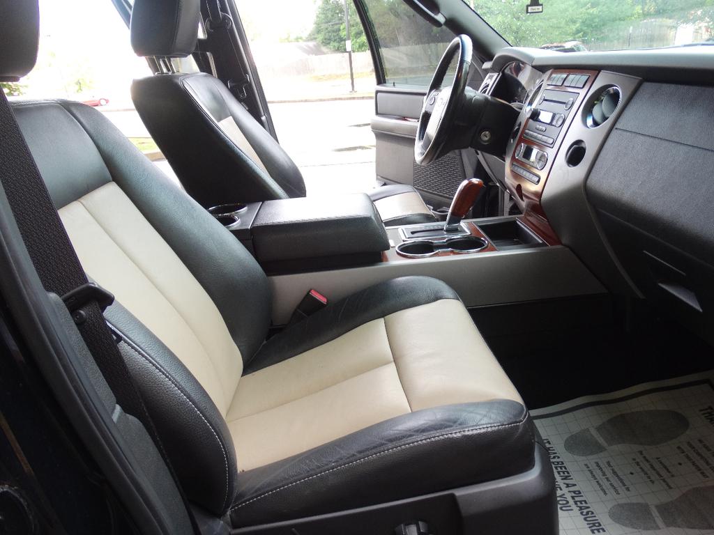 used 2009 Ford Expedition car, priced at $5,095