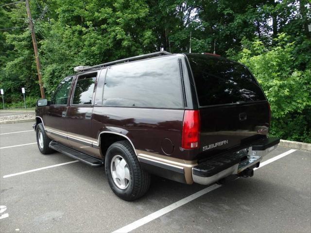 used 1997 GMC Suburban car, priced at $3,395