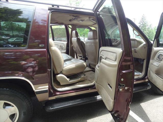 used 1997 GMC Suburban car, priced at $3,595