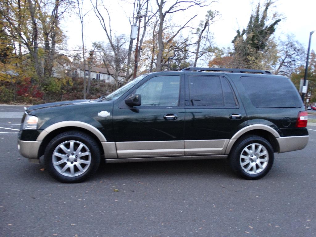 used 2012 Ford Expedition car, priced at $7,595