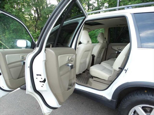 used 2007 Volvo XC90 car, priced at $4,595