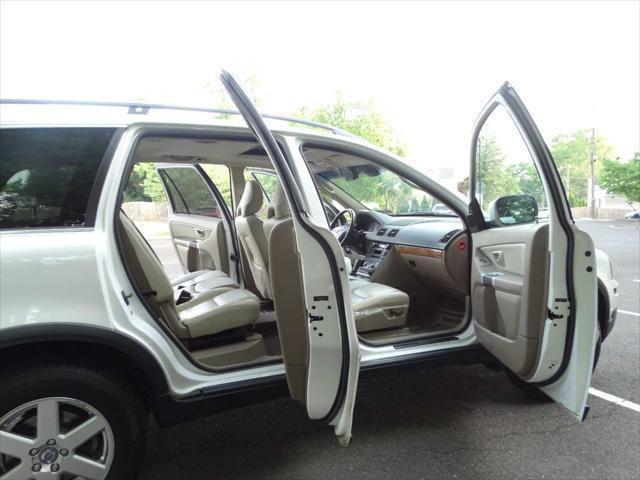 used 2007 Volvo XC90 car, priced at $4,595