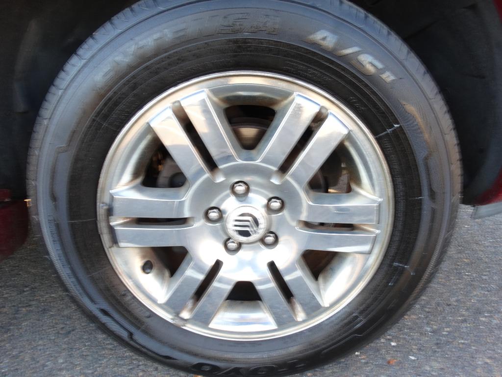 used 2008 Mercury Mountaineer car, priced at $2,595