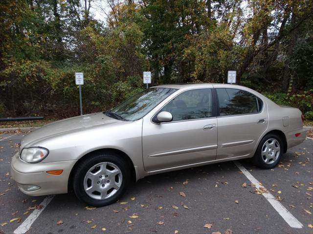 used 2001 INFINITI I30 car, priced at $2,095