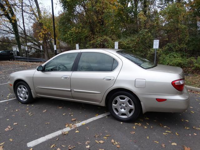 used 2001 INFINITI I30 car, priced at $2,095