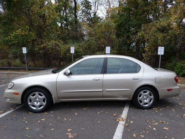 used 2001 INFINITI I30 car, priced at $2,095