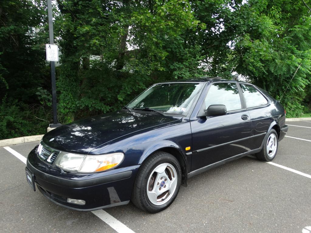 used 1999 Saab 9-3 car, priced at $2,995