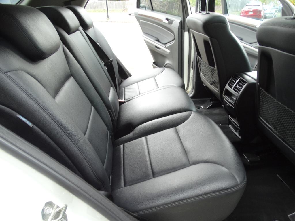 used 2010 Mercedes-Benz M-Class car, priced at $5,095