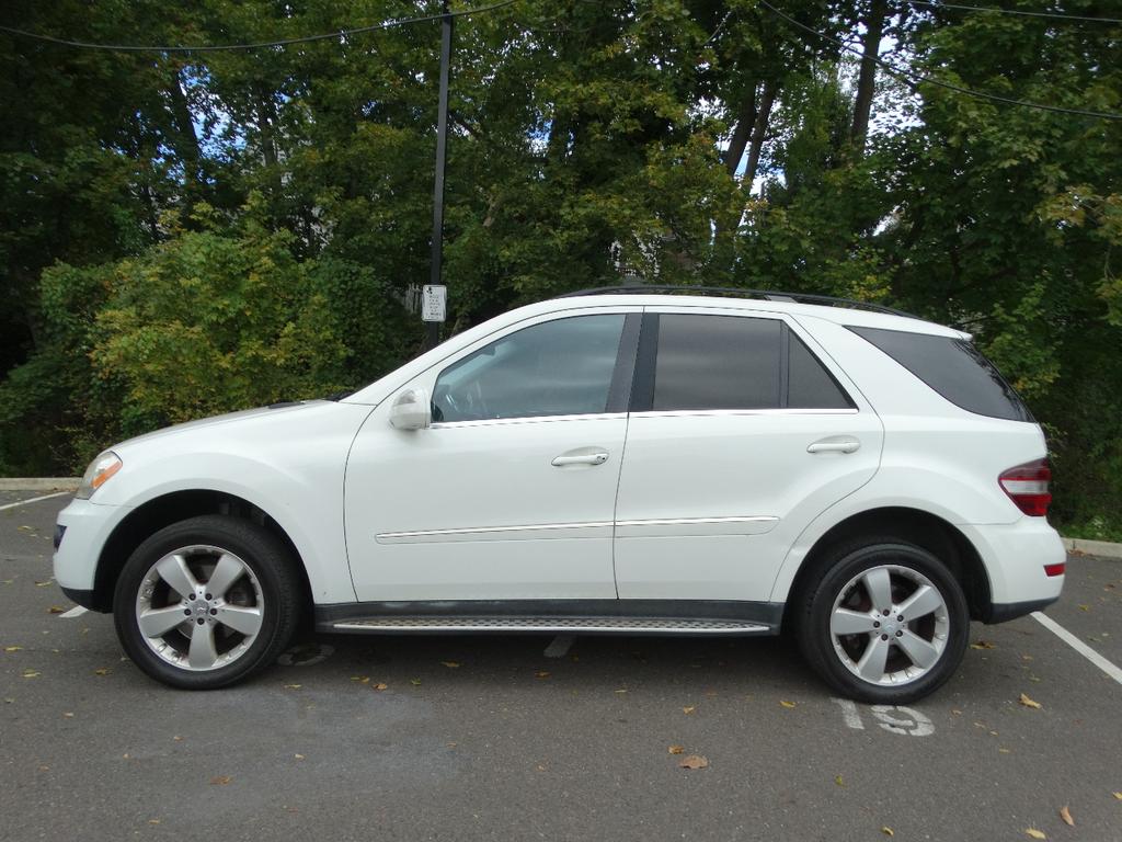 used 2010 Mercedes-Benz M-Class car, priced at $5,095
