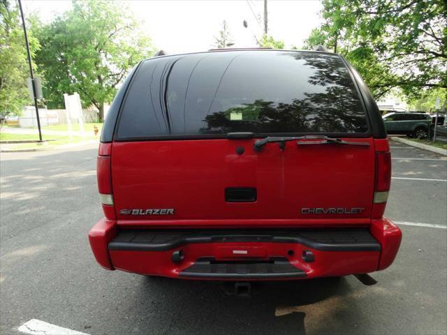 used 2000 Chevrolet Blazer car, priced at $3,095