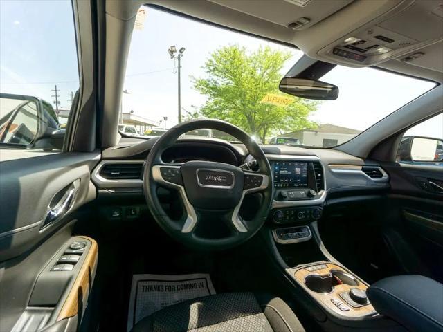 used 2023 GMC Acadia car, priced at $33,144