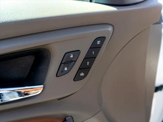 used 2018 Chevrolet Malibu car, priced at $24,244