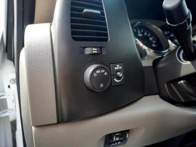 used 2014 Chevrolet Silverado 2500 car, priced at $30,144