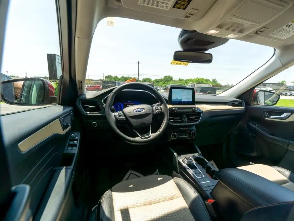 used 2022 Ford Escape car, priced at $26,244