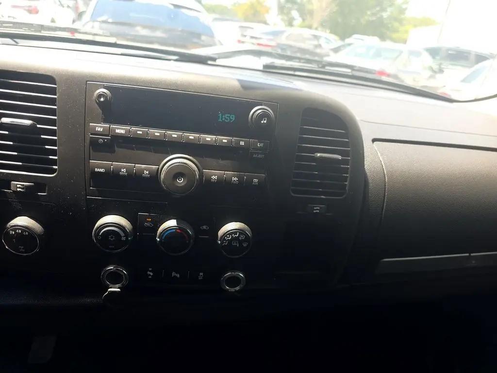 used 2014 Chevrolet Silverado 2500 car, priced at $38,544