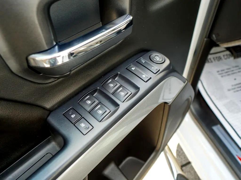 used 2017 Chevrolet Silverado 1500 car, priced at $27,344