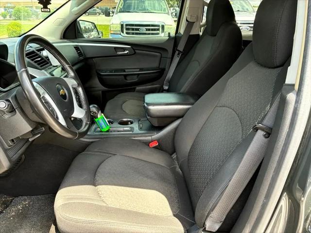 used 2009 Chevrolet Traverse car, priced at $7,944