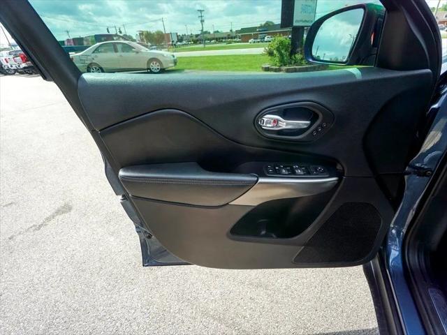 used 2020 Jeep Cherokee car, priced at $19,444