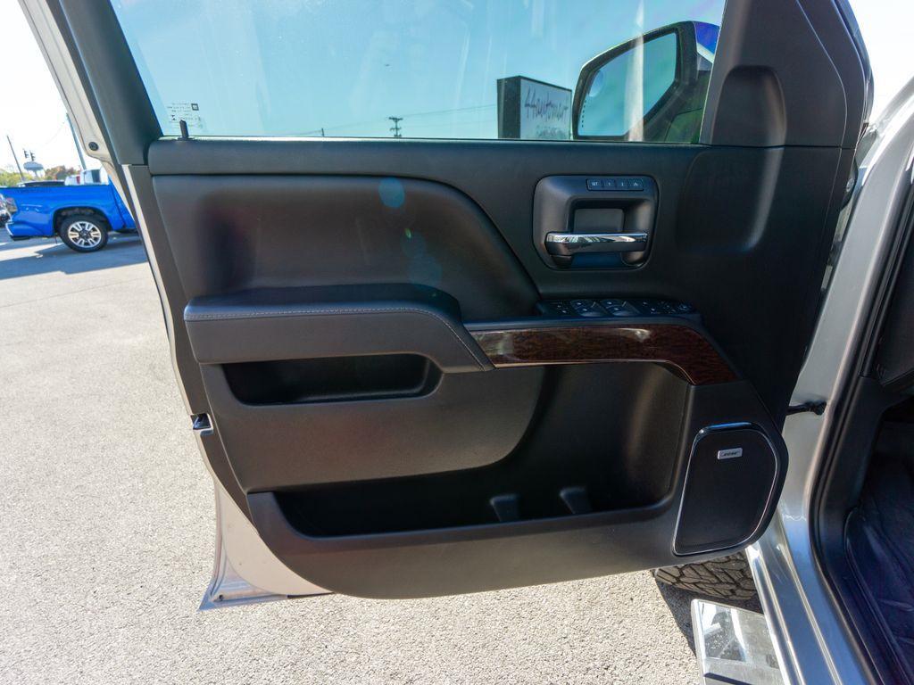 used 2017 GMC Sierra 1500 car, priced at $33,644