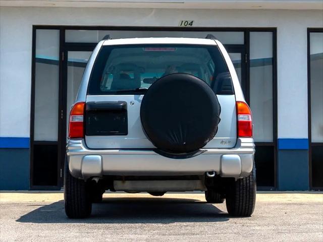 used 2002 Chevrolet Tracker car, priced at $6,844