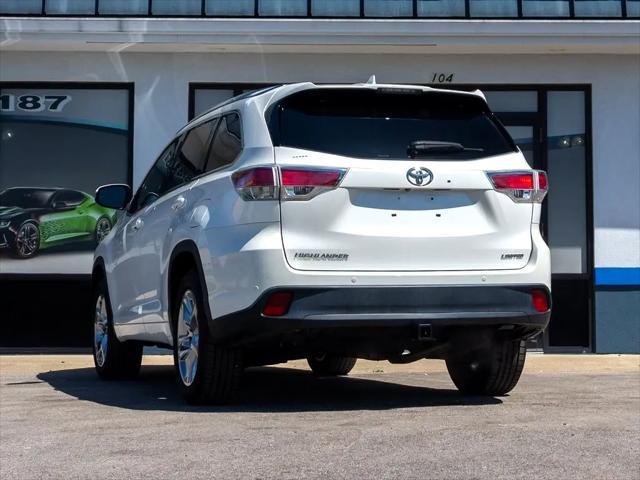 used 2016 Toyota Highlander car, priced at $26,844