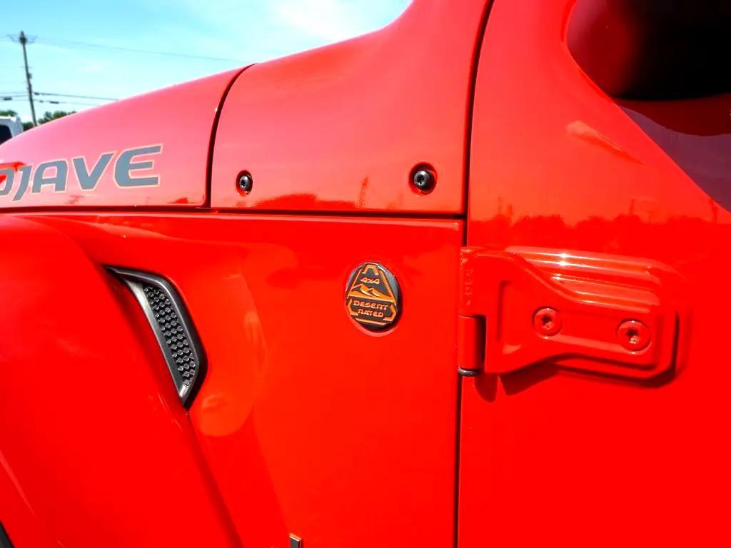 used 2021 Jeep Gladiator car, priced at $43,844