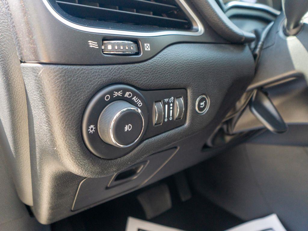 used 2020 Jeep Cherokee car, priced at $23,244