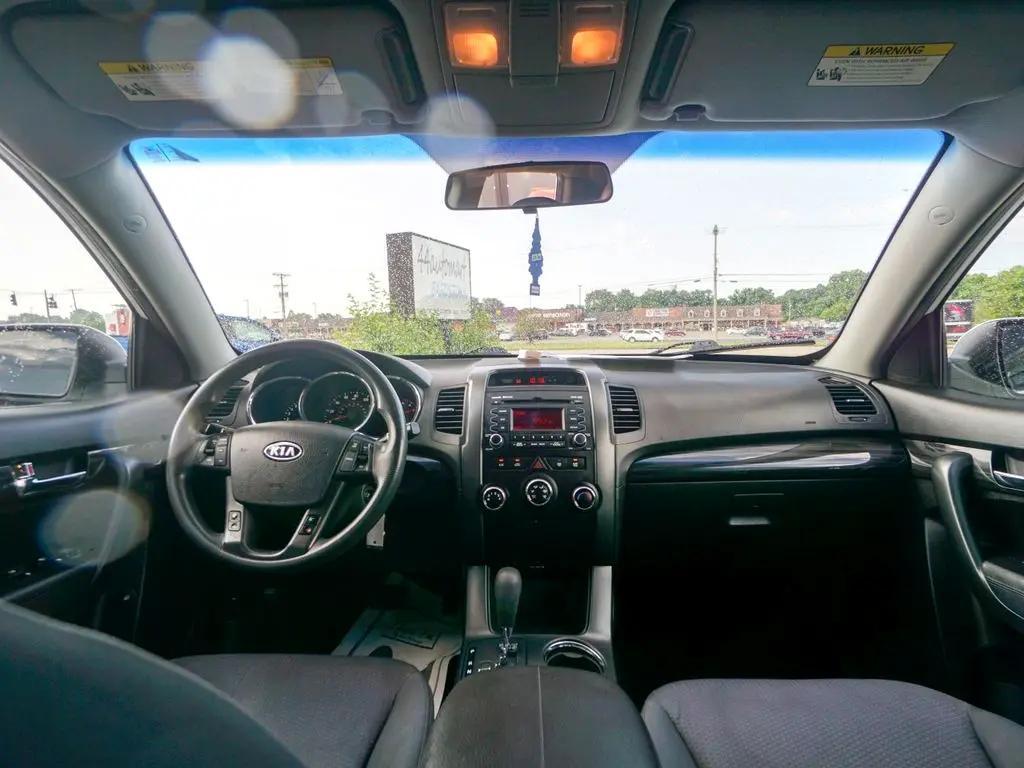 used 2011 Kia Sorento car, priced at $5,044